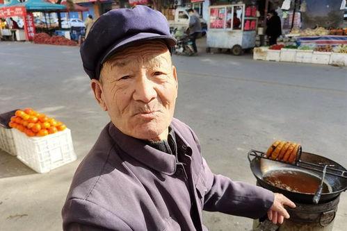 龙华李大爷最新爆料事件,揭开事件背后惊人真相  第1张